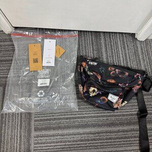 Herschel Supply Co. Pop Quiz Hip Pack Floral Revival One Size